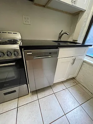 Rented by Best Apartments North Inc | media 14