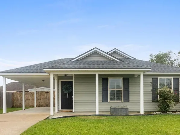 203 Hidden Oak Dr, Carencro, LA 70520