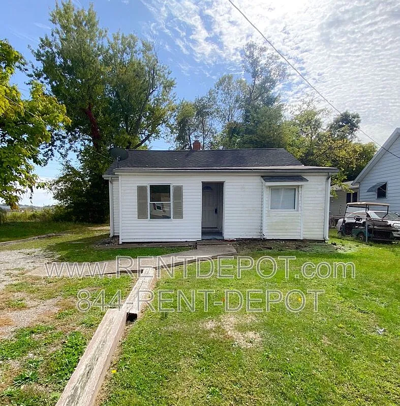 1021 Vanderburgh Ave photo 1