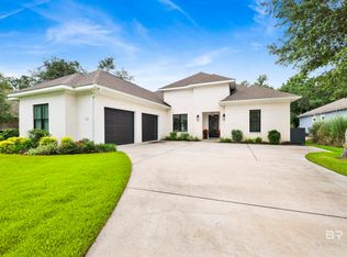 17 Lagoon Dr, Gulf Shores, AL 36542