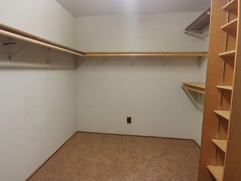 510 SW State St #A — Photo 17