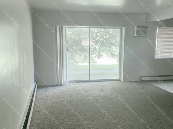 23405 Fenkell Ave APT C1