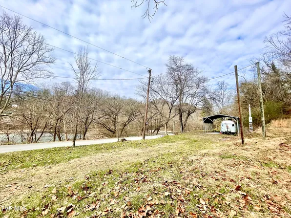 105 Copper Creek Rd, Duffield, VA 24244