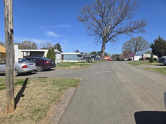 3rd image of 918 Cline Park Dr #12