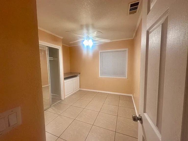 5361 San Bernardino St — Photo 15