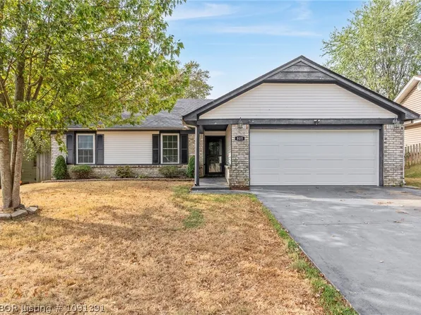 805 N St, Barling, AR 72923