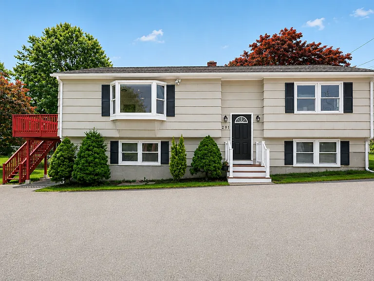 291 Berkeley Rd — Photo 1