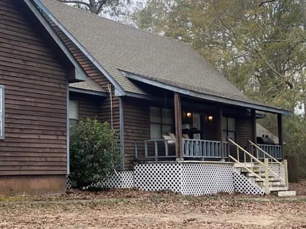 203 Edgewood Dr, Carriere, MS 39426