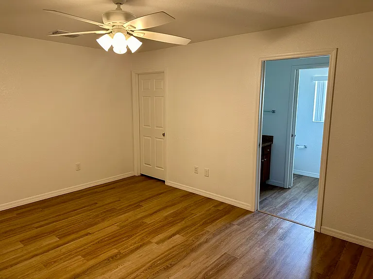 12245 SE 86th Ct — Photo 10