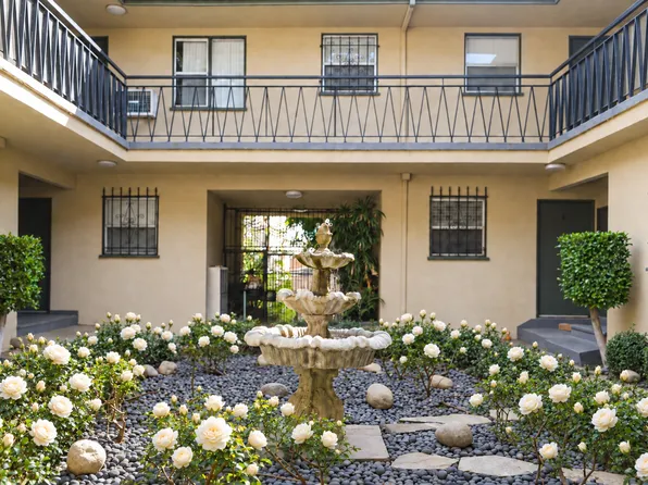 Franklin Apts - Hollywood Franklin Properties, LTD, 6655 Franklin Ave APT 7, Hollywood, CA 90028