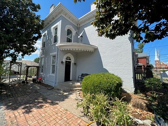 3rd image of 309 Washington St