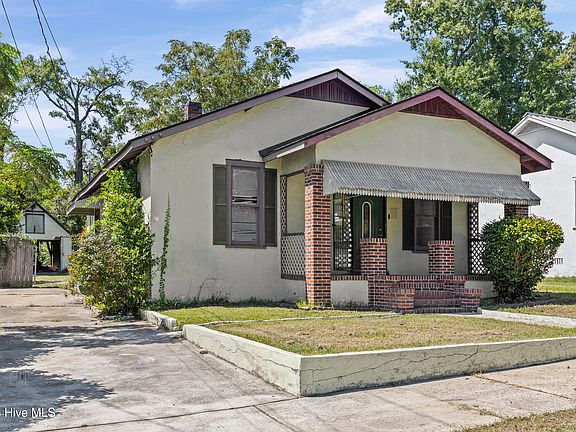 2nd image of 2106 Ellis Street
