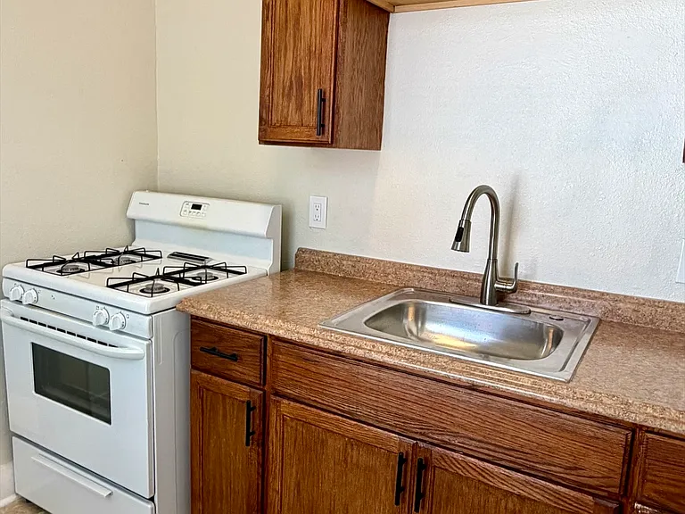 512 E Quincy St #3 — Photo 12