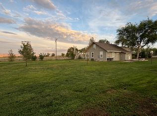 1327 12th Rd, Loma, CO 81524