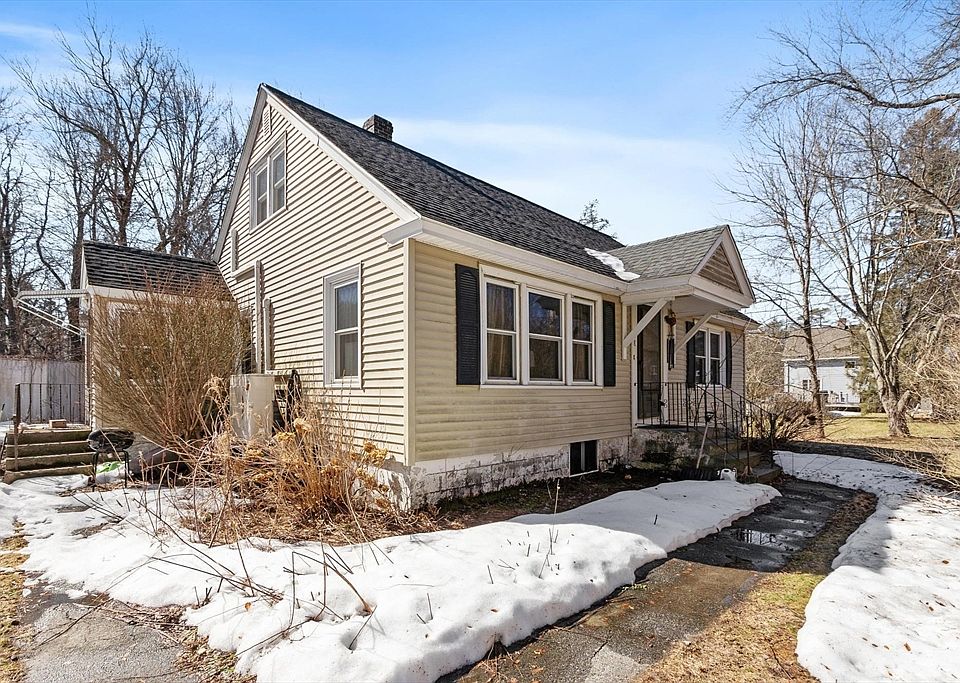 1st image of 38 Garnet St