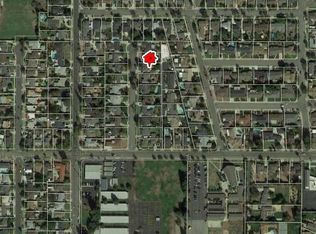 573 N Waverly St, Orange, CA 92867