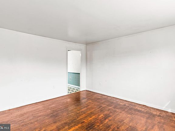 5th image of 30515 Vinessa Ct