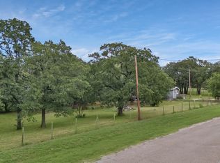 8805 Cahill Dr, Alvarado, TX 76009