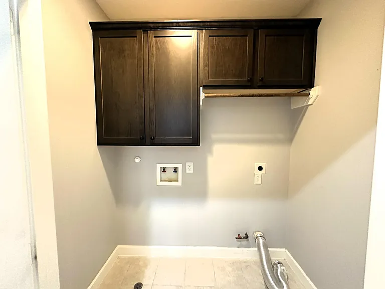 321 W 26th St #B — Photo 21