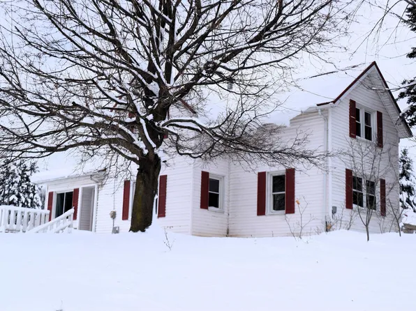 6854 S Mission Rd, Mount Pleasant, MI 48858