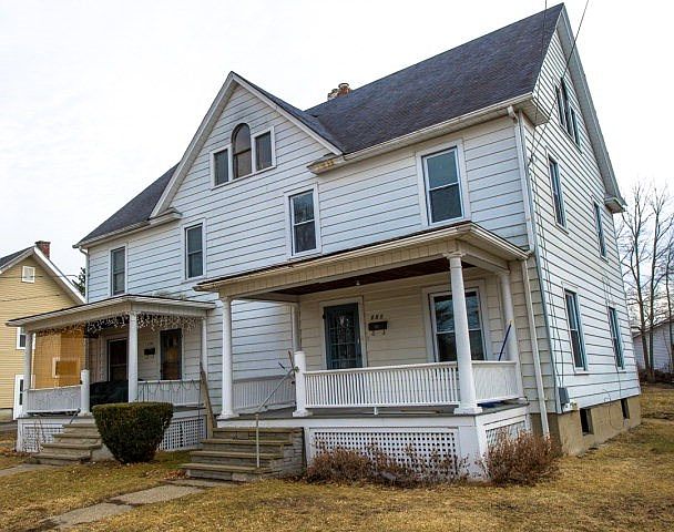 1st image of 209 Fletcher St
