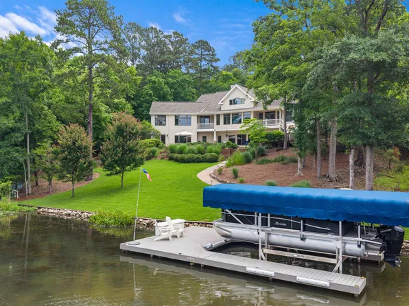 2541 Club Dr, Greensboro, GA 30642