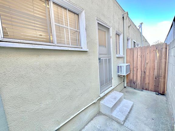 4th image of 1432 9th St APT 6