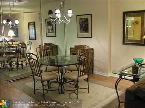 3rd image of 4330 Hillcrest Dr APT 806