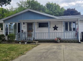 1424 Harper Dr, Rantoul, IL 61866