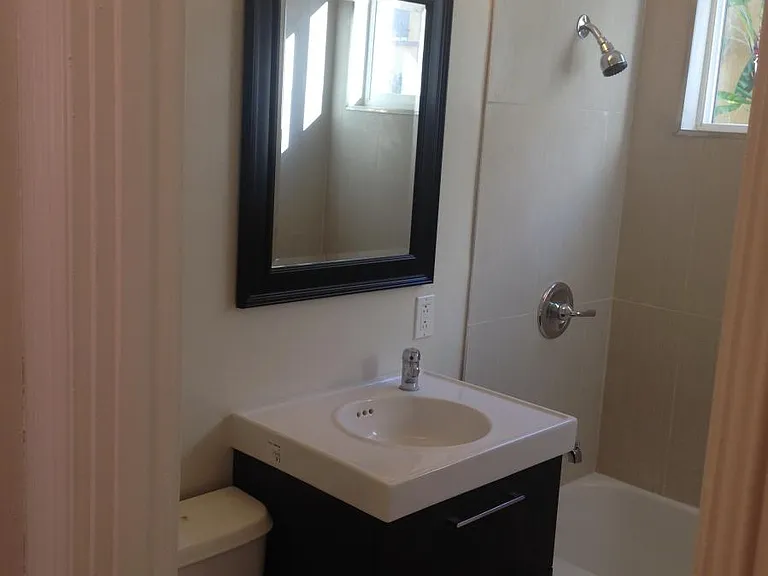 2222 N Cahuenga Blvd #2222.5 — Photo 9