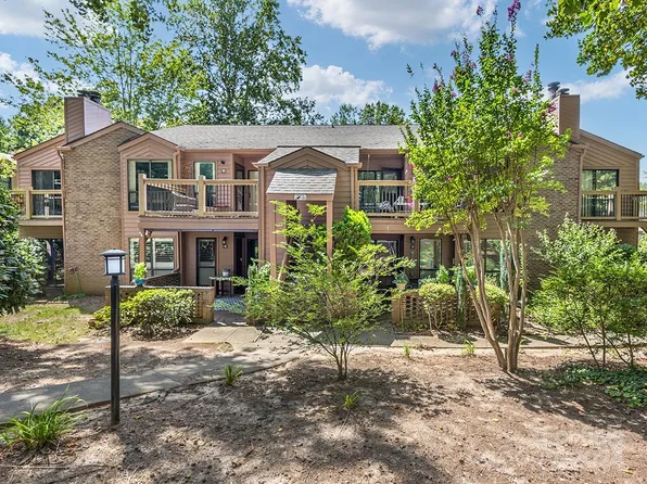 11 Ravencroft Ln, Asheville, NC 28803