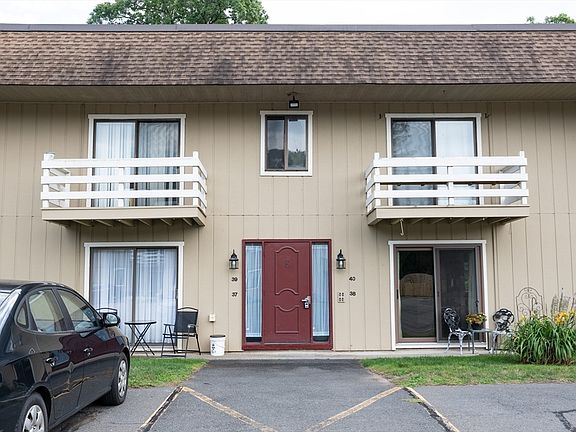 2nd image of 82 S Maple St APT 38