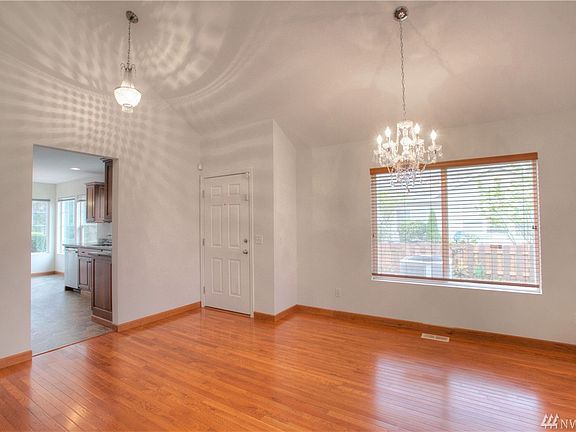 4th image of 6123 Nathan Way SE Unit A