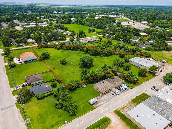 2nd image of Linton Dr