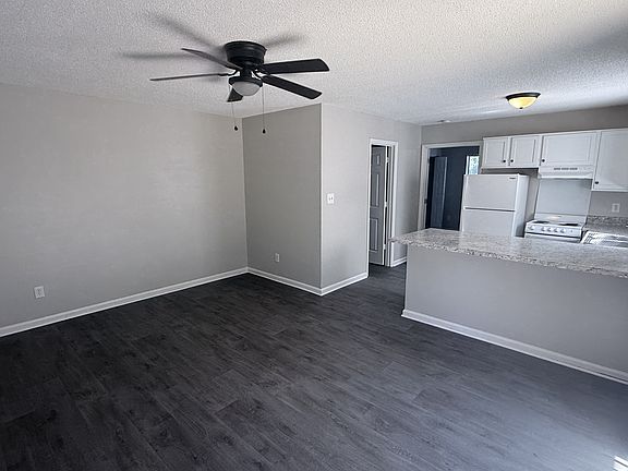 2nd image of 4254 United St #519a77a08