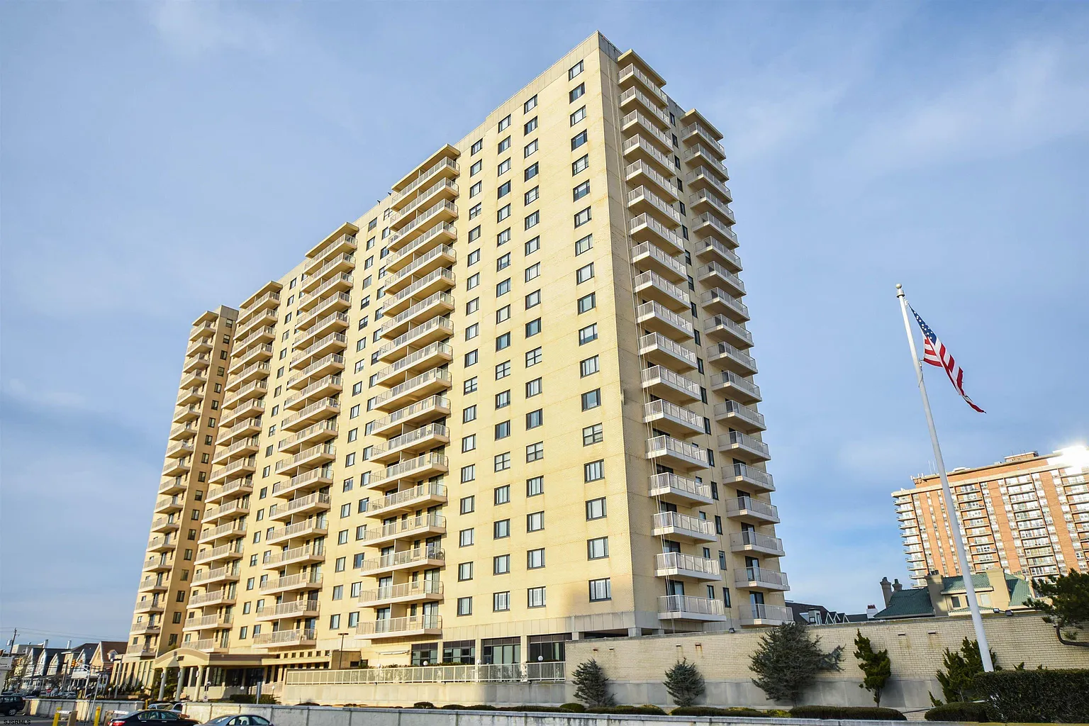 5000 Boardwalk APT 1118 photo 1