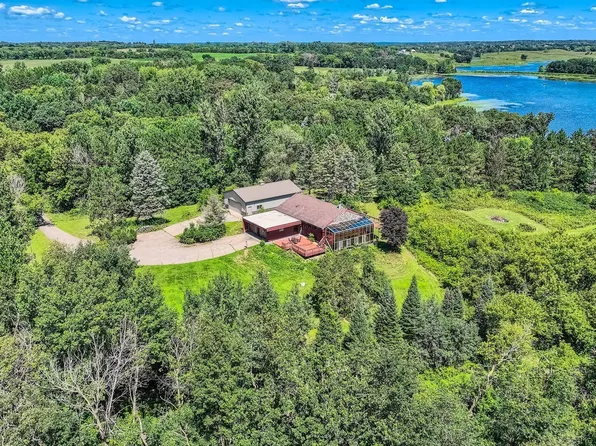 1473 N Bay Rd, Somerset, WI 54025