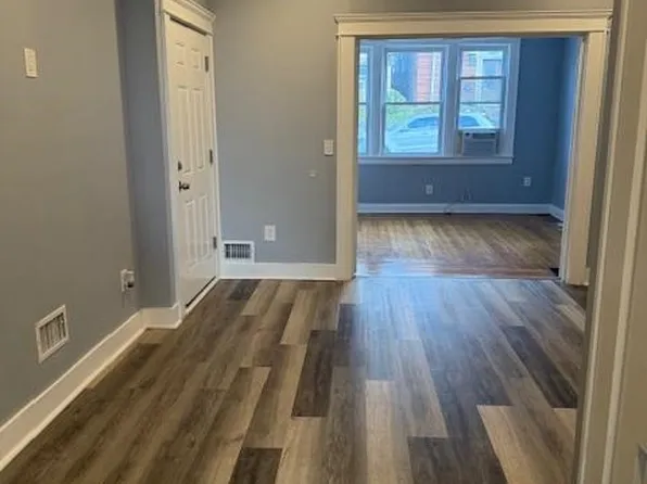 621 Columbia Avenue image 3 of 9