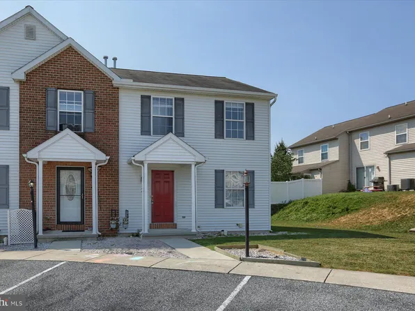 2 Bradford Cir, Myerstown, PA 17067