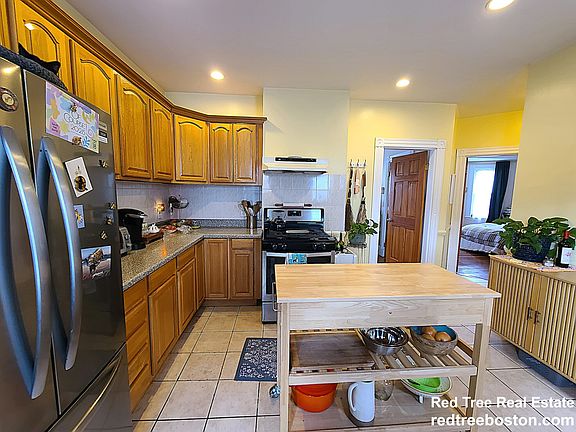 5th image of 215 Cypress St #2