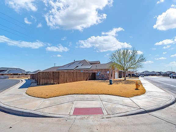 3rd image of 6108 Valley View St