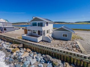 2507 W Beach Rd, Oak Harbor, WA 98277