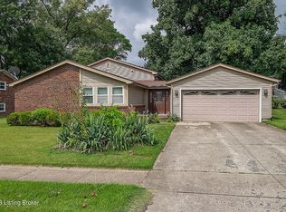 4700 Ferrer Way, Jeffersontown, KY 40299