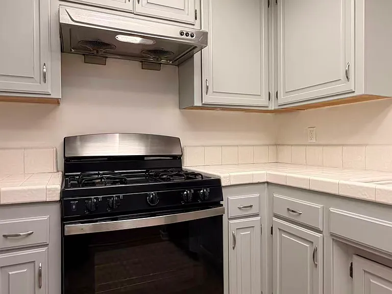 24354 El Pilar — Photo 3