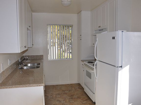 5th image of 1350 Calle Jules APT 203
