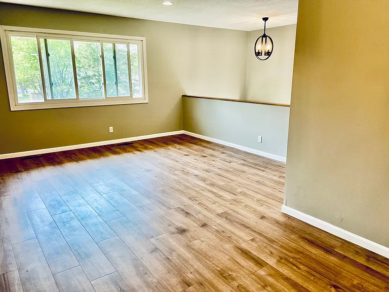 10701 Aquila Ave S — Photo 6