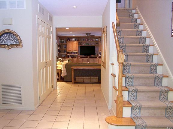 4th image of 71 Hastings Dr