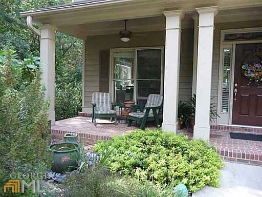 3rd image of 155 Willow Oak Ln