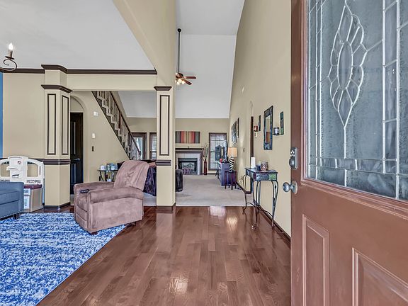 3rd image of 1196 Chinook Cir