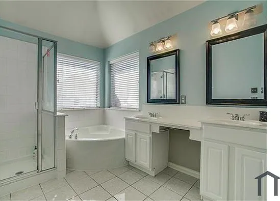 4824 Kingfisher Ln — Photo 10